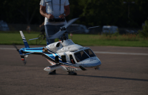 RC_Helicopter_Bell222_with_Pilot