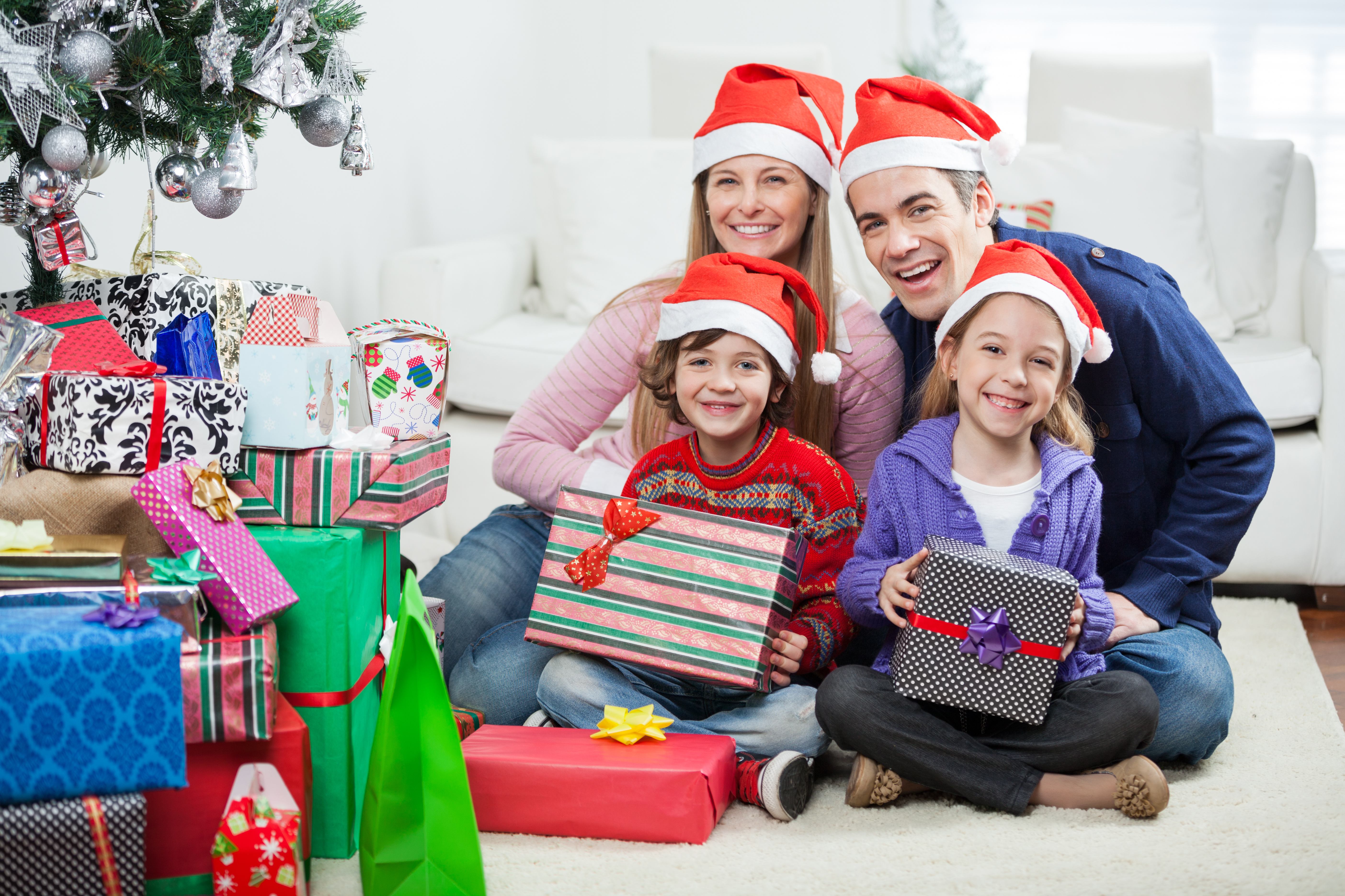 Ultimate Guide to Buying Christmas Gifts Your Recipients ...