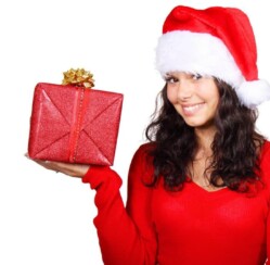 Buy Glimmering Christmas Gifts for Her on a Budget