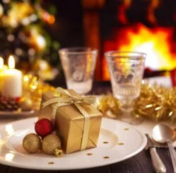 A Wonderland of Christmas Ideas for the Home