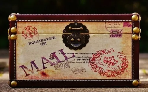 mailing long distance christmas gifts