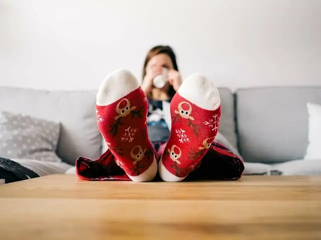 feet-932346_640