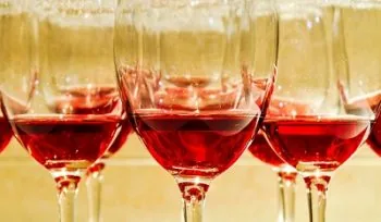 welcome-drink-1071956_1280