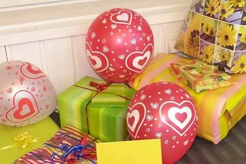 wacky ways to wrap Christmas gifts